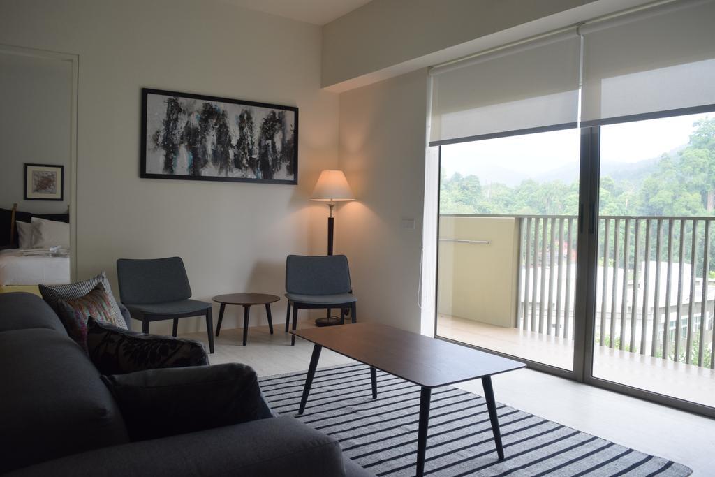 บาย เดอะ ซี สวีท - เอสดีบี โฮสต์ Apartment บาตูเฟอริงกี ภายนอก รูปภาพ