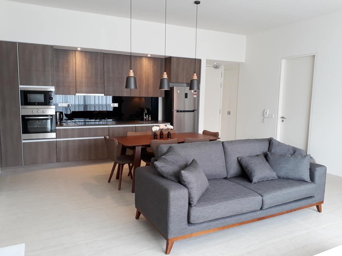 บาย เดอะ ซี สวีท - เอสดีบี โฮสต์ Apartment บาตูเฟอริงกี ภายนอก รูปภาพ